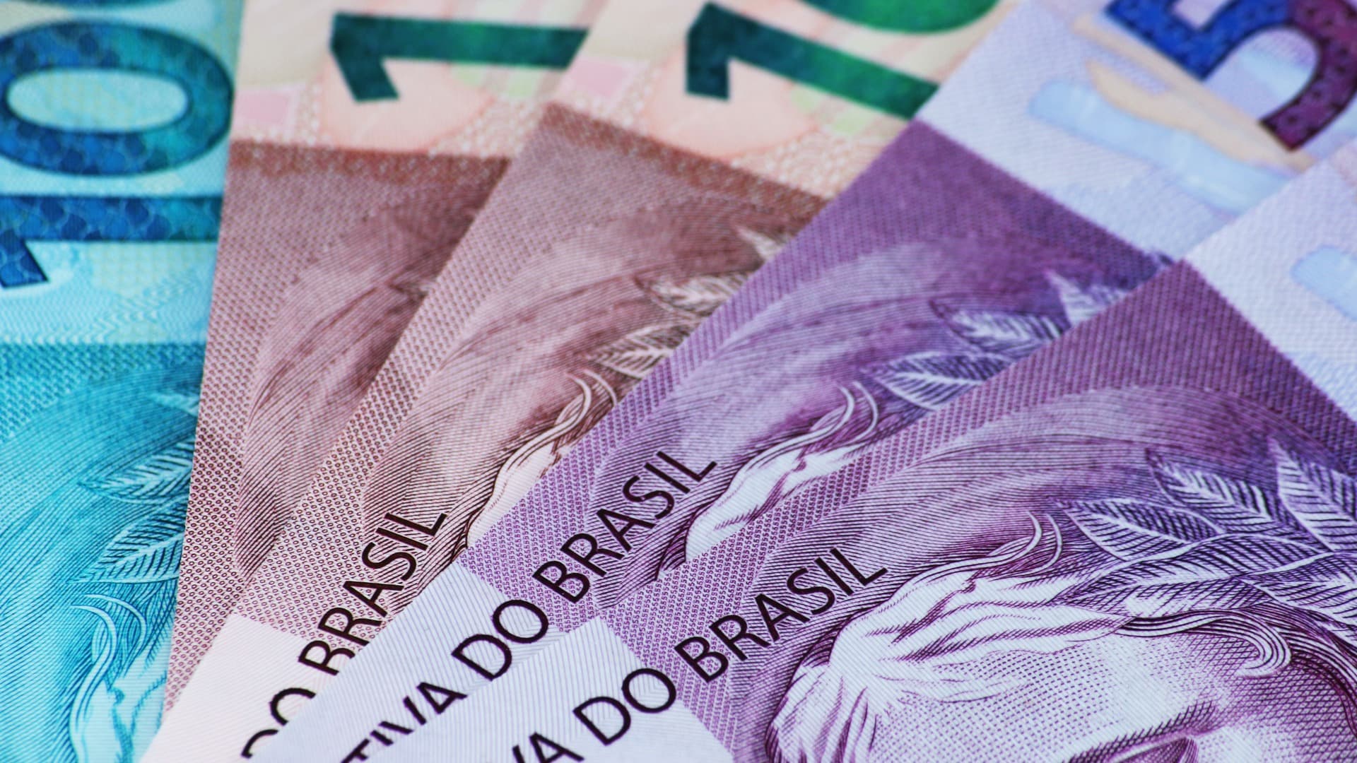 Moneda y tipo de cambio